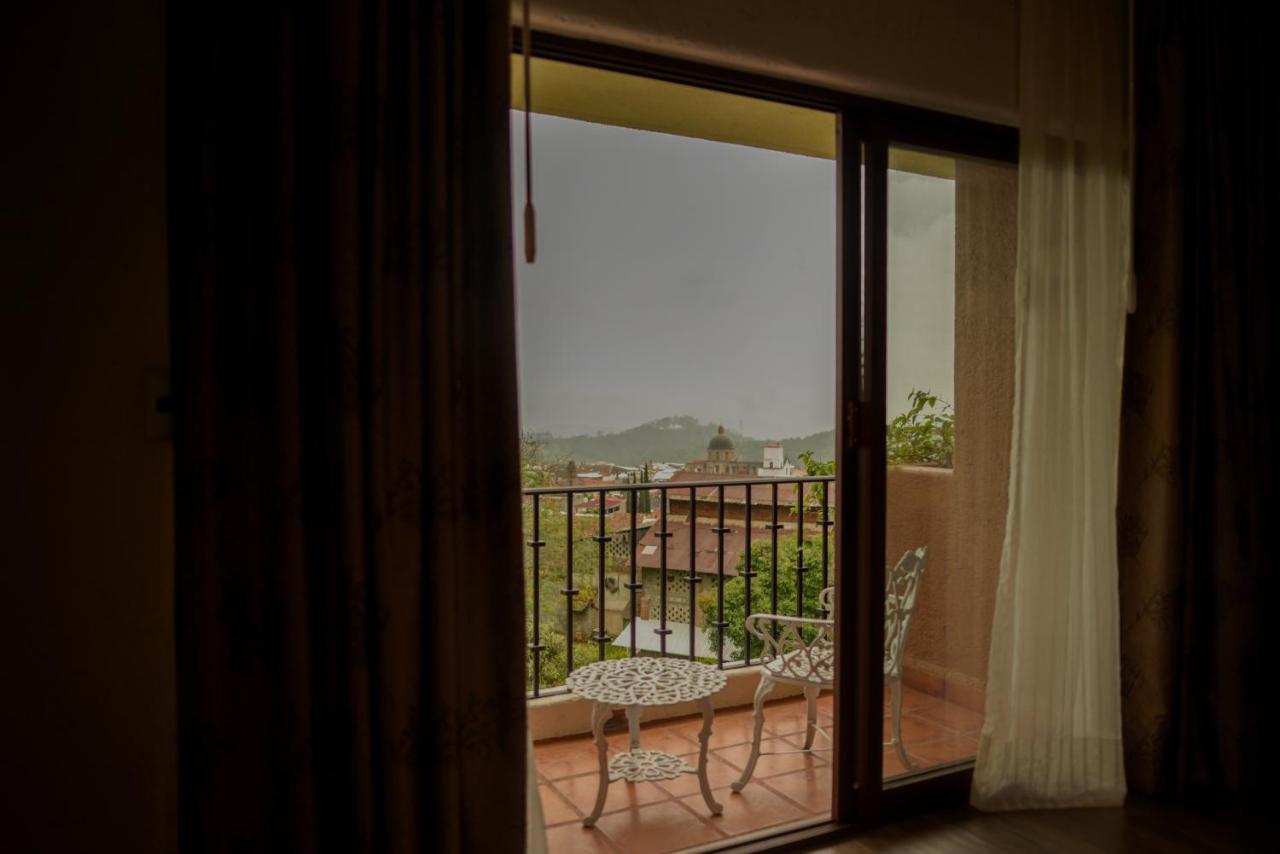 Hotel El Molino By Quinta Sauz Tacámbaro de Codallos Buitenkant foto